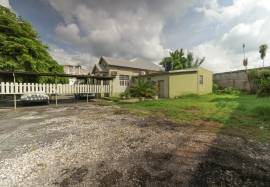 Commercial Bldg/Offices for Sale Kingston & St. An