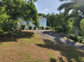 Resort Apartment/Villa for Sale St. Ann, Discovery