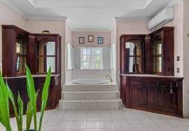 House for Sale St. James, Half Moon