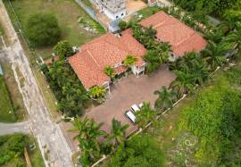 Townhouse for Sale St. Ann, Discovery Bay