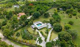 Resort Apartment/Villa for Sale St. James, Montego