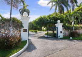 Resort Apartment/Villa for Sale St. James, Montego