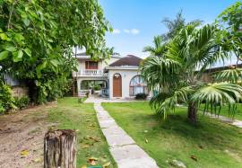 Resort Apartment/Villa for Sale Westmoreland, Negr