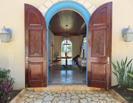 Resort Apartment/Villa for Sale St. James, Montego