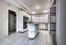 Resort Apartment/Villa for Sale Kingston & St. And