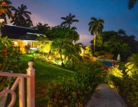 Resort Apartment/Villa for Sale Hanover, Sandy Bay