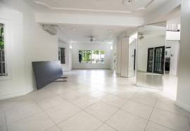 Resort Apartment/Villa for Rent Kingston & St. And