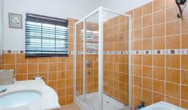 House for Sale St. Ann, Higgin Town