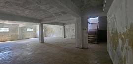 Commercial Bldg/Offices for Sale Manchester, Mande