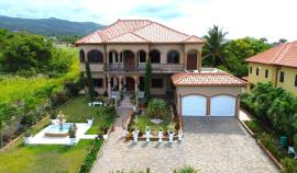 House for Sale St. Ann, Plantation Village