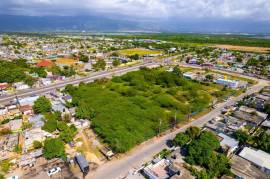 Development Land (Commercial) for Sale St. Catheri