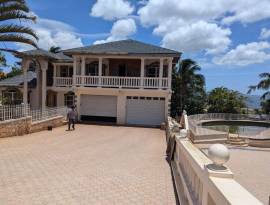 House for Sale Manchester, Spur Tree