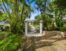 Resort Apartment/Villa for Sale Portland, Port Ant