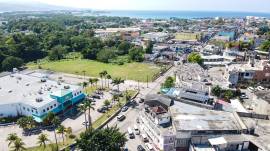 Commercial Bldg/Offices for Sale St. James, Monteg