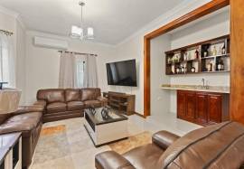 House for Sale Manchester, Battersea