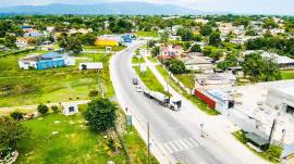 Commercial Lot for Sale Westmoreland, Savanna-La-M