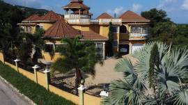 Resort Apartment/Villa for Sale St. James, Montego