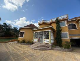 Resort Apartment/Villa for Sale St. James, Montego