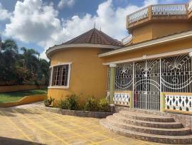Resort Apartment/Villa for Sale St. James, Montego