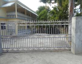House for Sale St. Ann, Discovery Bay