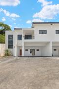 Townhouse for Sale Kingston & St. Andrew, Stony Hi