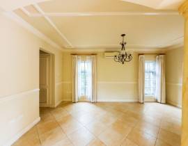 Resort Apartment/Villa for Sale Kingston & St. And