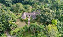 House for Sale St. James, Anchovy