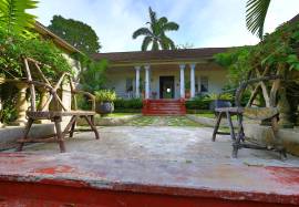 House for Sale St. James, Anchovy