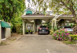Townhouse for Sale Kingston & St. Andrew, Constant