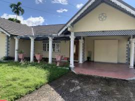 House for Sale Kingston & St. Andrew, Kingston 8