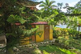 Resort Apartment/Villa for Sale Portland, Manchion