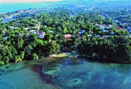 Resort Apartment/Villa for Sale Portland, Manchion