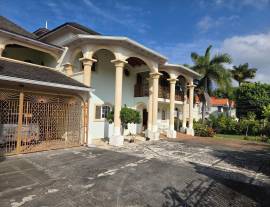 House for Sale St. James, Hartfield