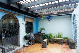 House for Sale Kingston & St. Andrew, Kingston 8