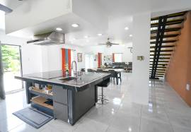 House for Sale Westmoreland, Petersfield