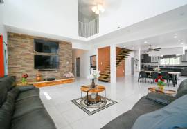 House for Sale Westmoreland, Petersfield