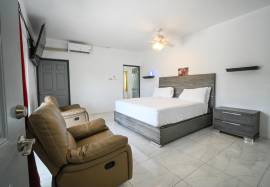 House for Sale Westmoreland, Petersfield