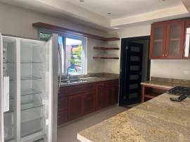 Townhouse for Sale St. James, Spring Garden