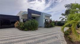 Resort Apartment/Villa for Sale St. Ann, Laughland