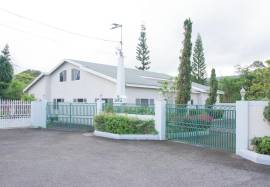 House for Sale St. Ann, Discovery Bay