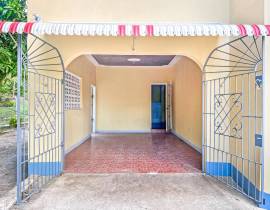 House for Sale St. Ann, Eltham