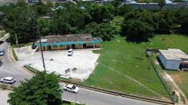 Commercial Bldg/Offices for Sale St. Elizabeth, Sa