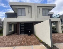 Townhouse for Sale St. Ann, Laughlands