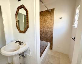 House for Sale St. Ann, Exchange