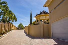 House for Sale Manchester, Mandeville