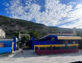 Commercial Bldg/Offices for Sale St. Catherine, Po