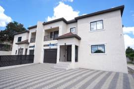 Townhouse for Sale Manchester, Brumalia