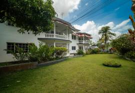 House for Sale St. James, Porto Bello