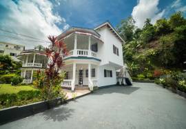 House for Sale St. James, Porto Bello