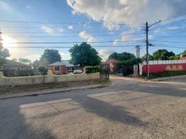 Commercial Bldg/Offices for Rent Kingston & St. An